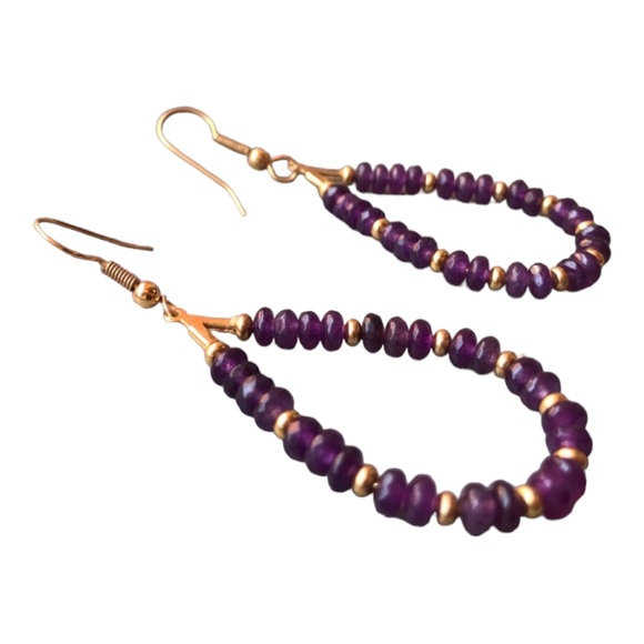 💕HP💕Amethyst beaded gold plated wire back earrings - Picture 4 of 12